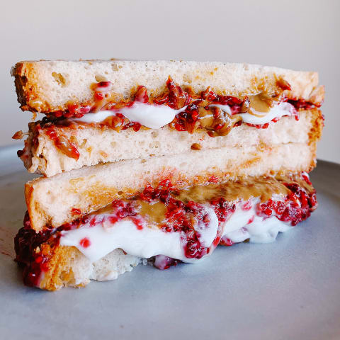   r&J Sandwich
