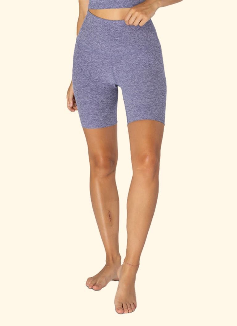 Beyond Yoga shortsit