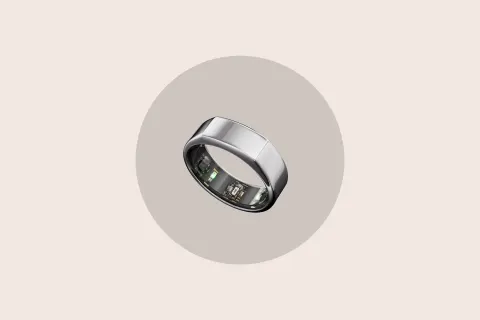 ピンクの背景にオウラ リング