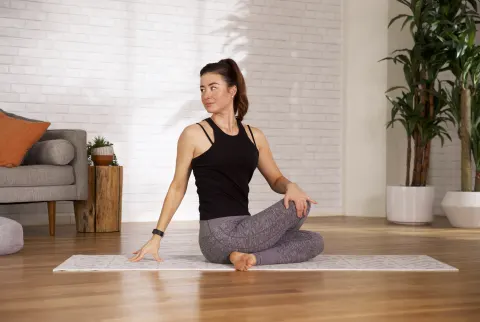   mbg moves: Yoga mod rygsmerter