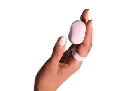   Dame Fin vibrator ved hånden